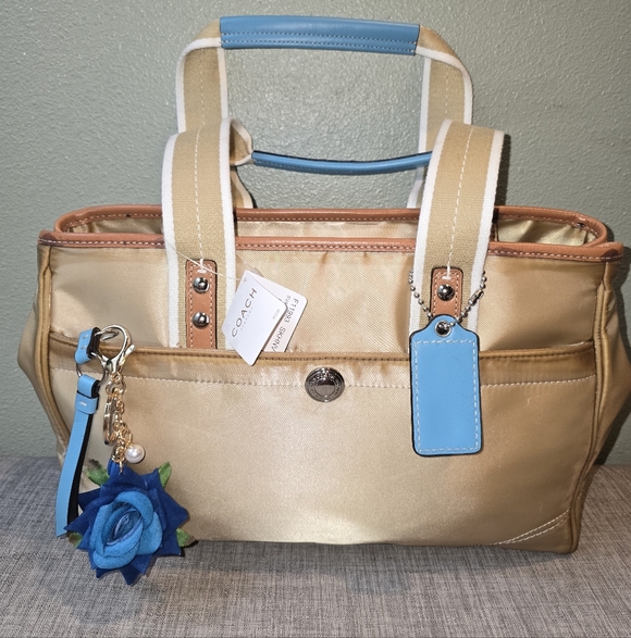Coach Handbags - Nwt Coach Hampton Gold & Blue Leather Weekend Small Tote